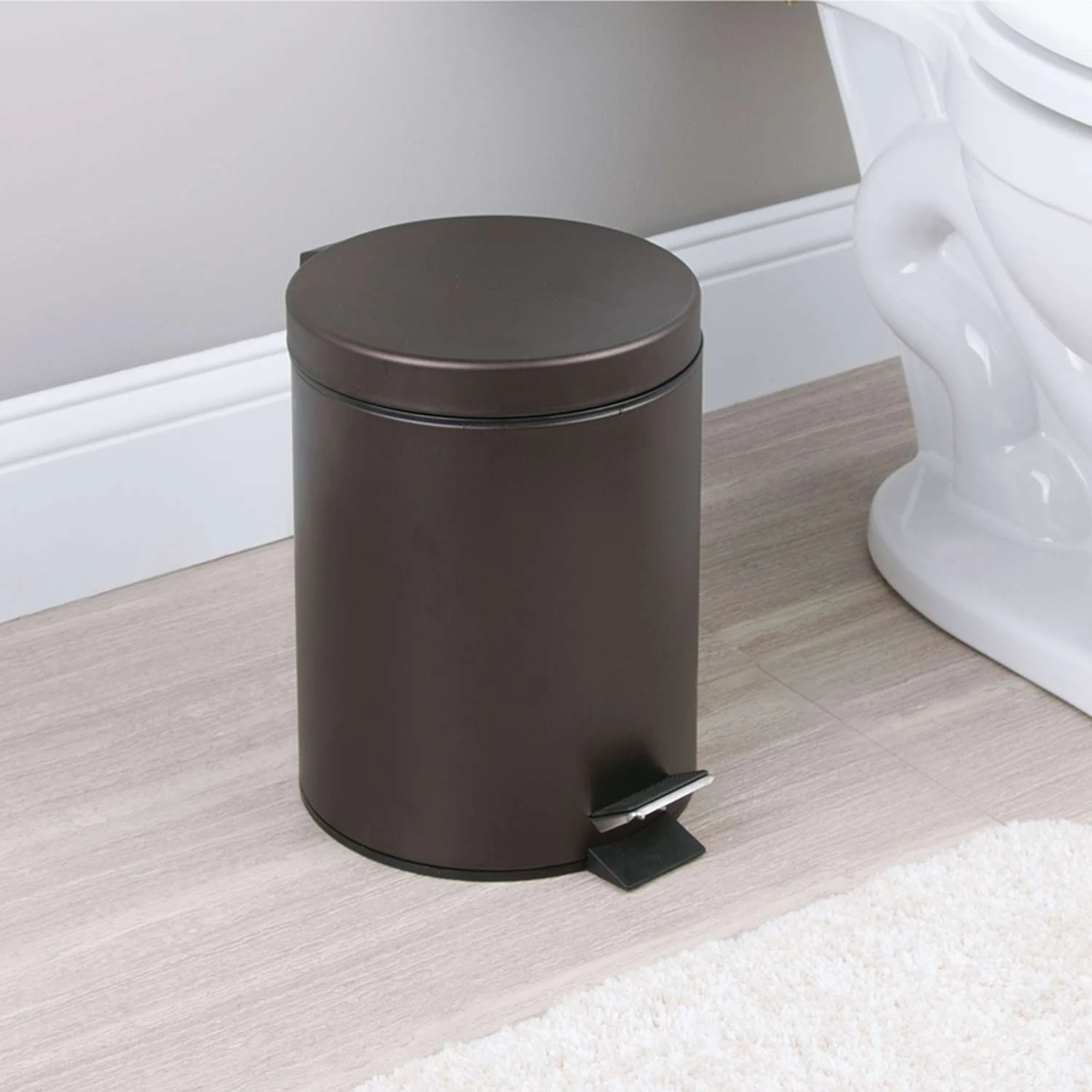 IDesign 5 L Bronze Stainless Steel Step-on Wastebasket 2 IDesign 5 L Bronze Stainless Steel Step-on Wastebasket - Image 2